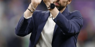 Southgate निर्णय करेंगे इंग्लैंड के भविषय के बारे मे।  