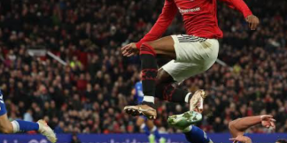 Manchester United पहुँच काराबाओ कप के सेमी फाइनल मे।  