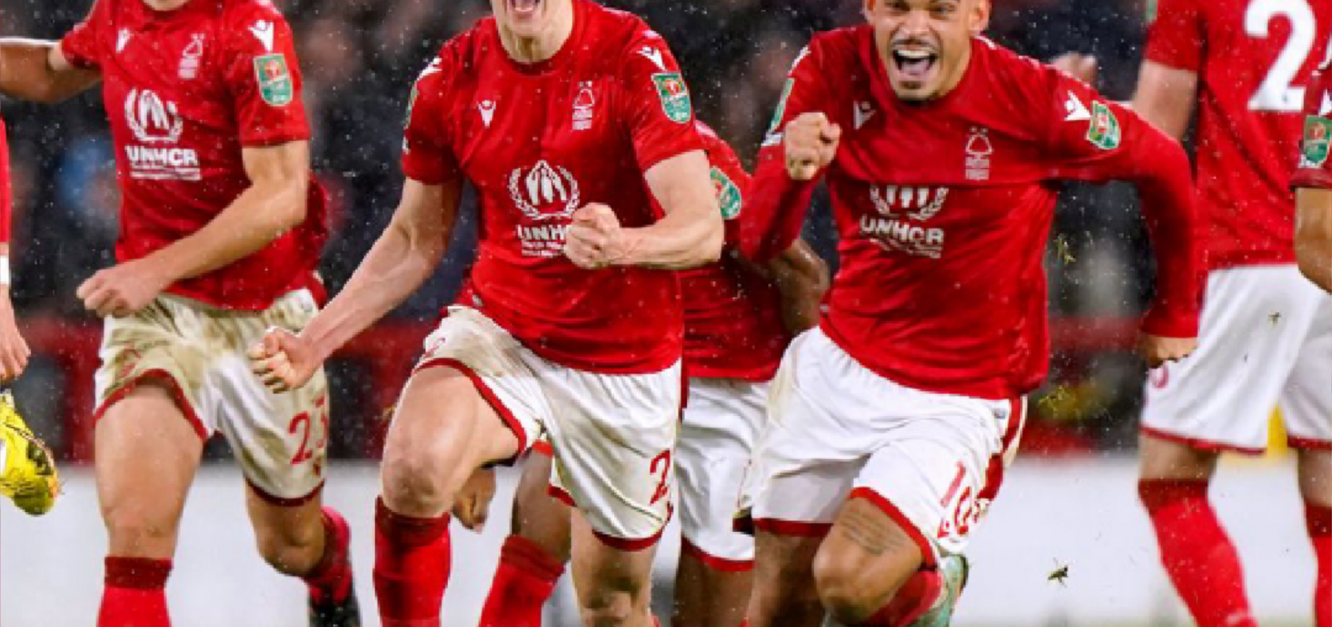 Nottingham Forest ने वोल्वस् को हराकर काराबो कप के semi final मे बनाई।  