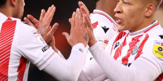 आखरी के कुछ मिंटो मे stoke City की हालत खतरे मे  