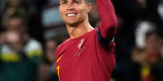 पोर्चुगल की जर्सी मे ronaldo ने किया बड़ा धमाका  
