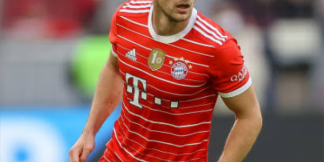 फुटबॉल मे कुछ ऐसे खिलाडी जिन्होंने अपना हर मिनट खेल को दिया  