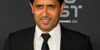 Glazers ने पीएसजी के मालिक नासिर अल-ख़ुलाफ़ी से सहायता माँग  