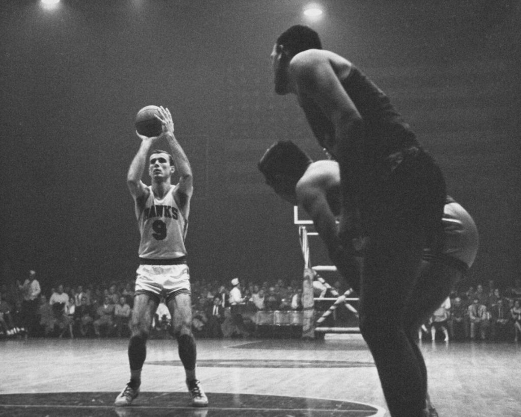 Players Who Scored Most Points In A Single NBA Final Game  