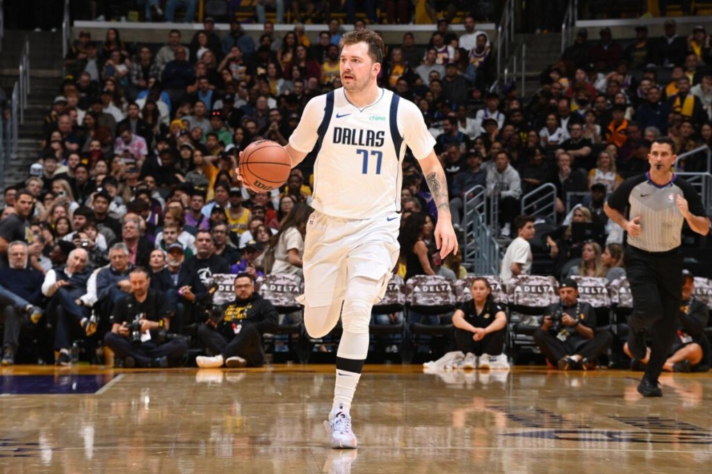 11 Best Players in The History of Dallas Mavericks  