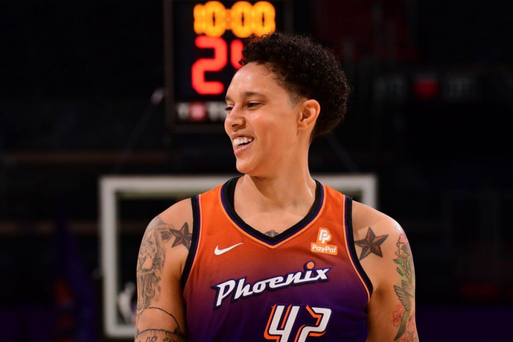 Out from the Closet: List of Lesbian WNBA players  