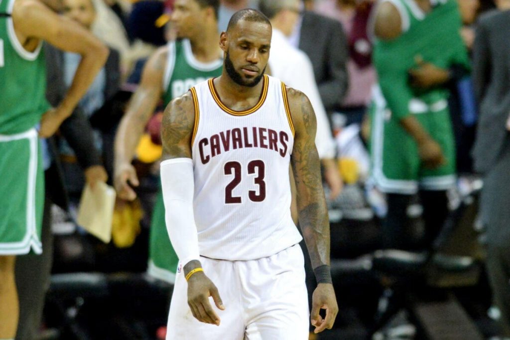 10 Worst NBA Performances Of LeBron James' Career  