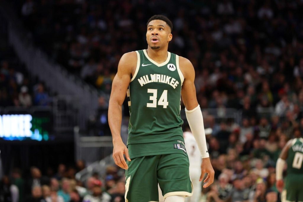 10 Best Players In The History Of Milwaukee Bucks History  