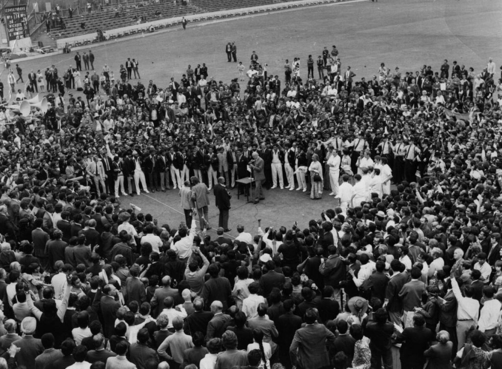 15 Best Indian Cricket Team Moments in 20th Century Images  