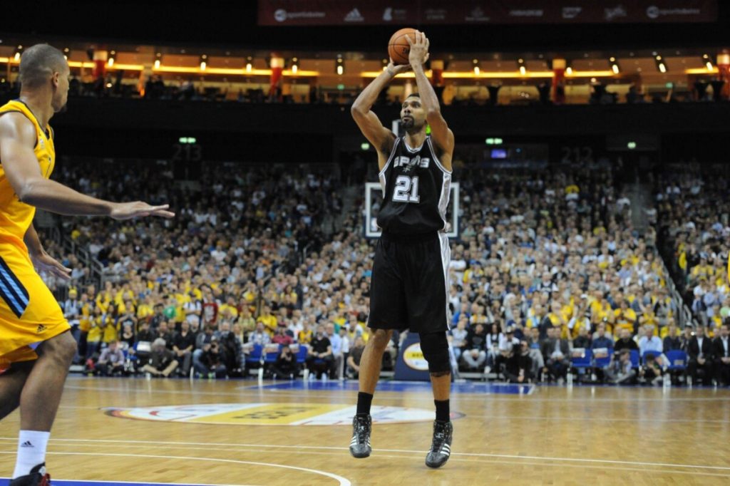 5 Oldest Players in NBA History to Record A Triple Double  