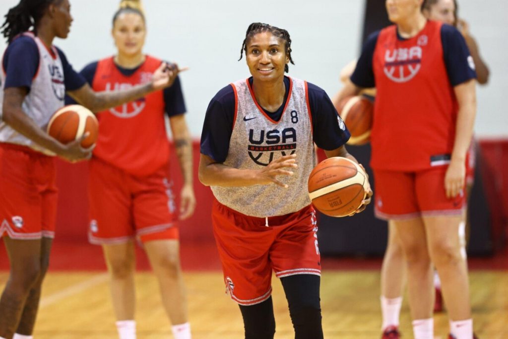 Out from the Closet: List of Lesbian WNBA players  