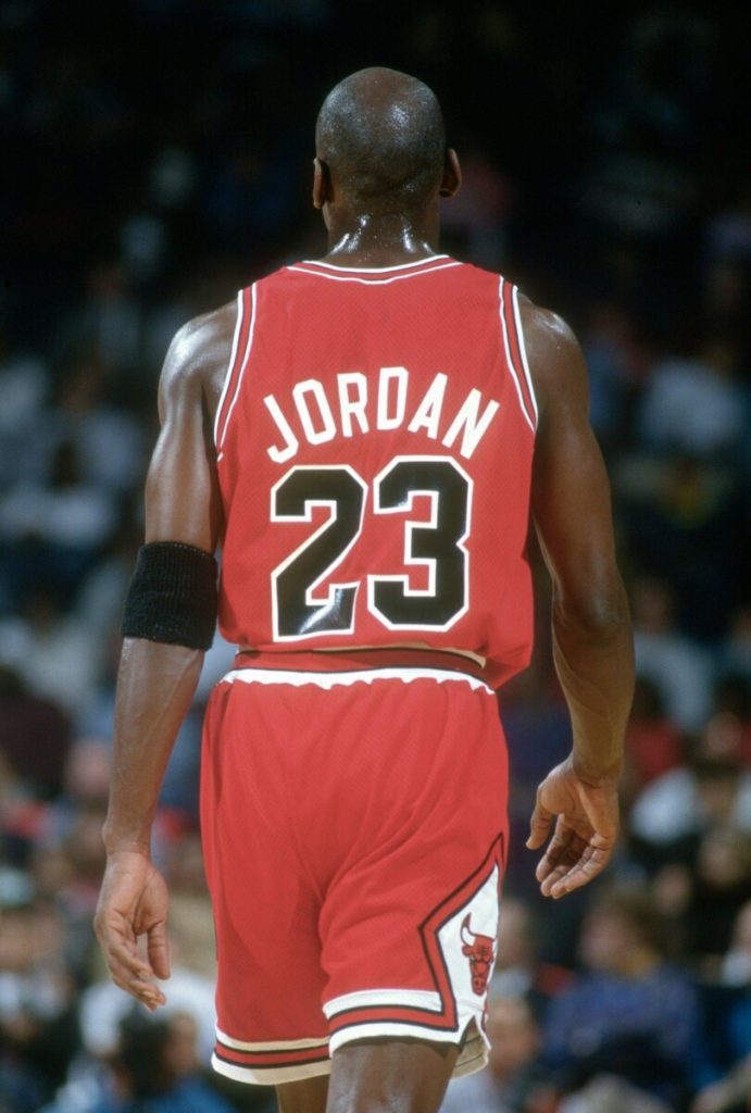 10 Best Seasons of Michael Jordan's Legendary NBA Career  