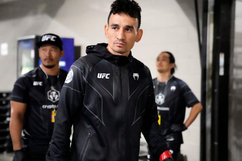 List of Top 10 Body Strikers in UFC History  