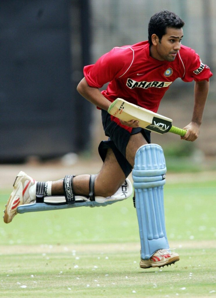 Never Seen Before Throwback Pictures of Famous Cricketers  