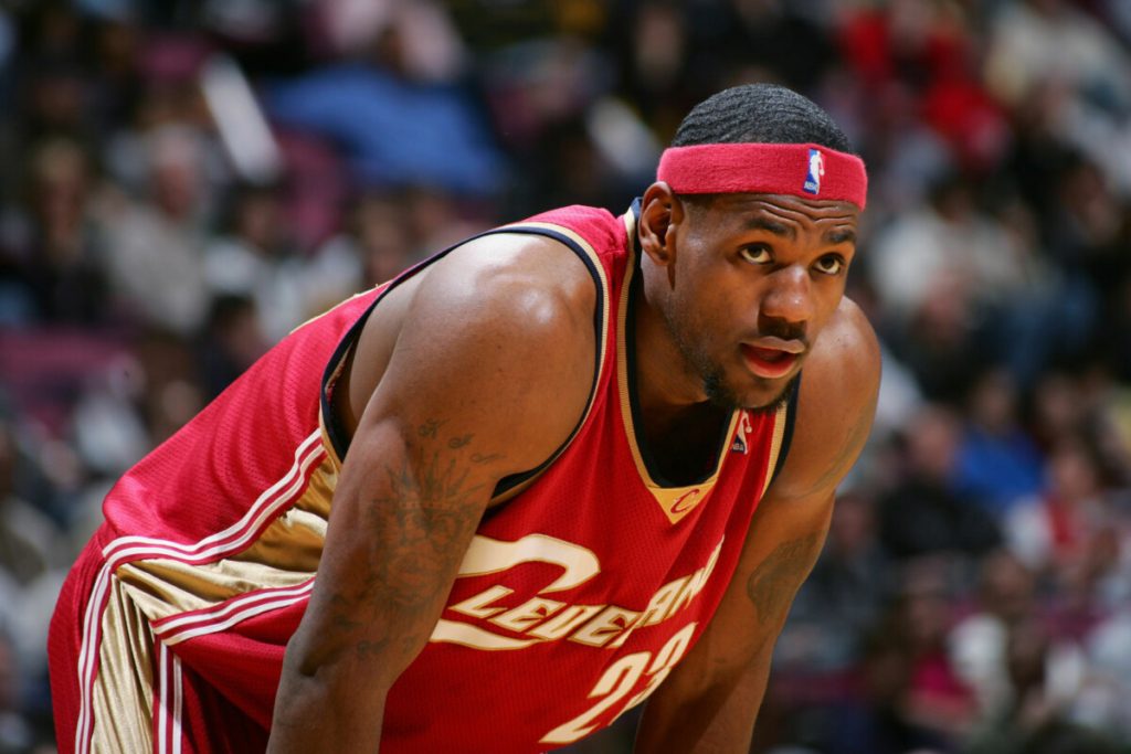 10 Worst NBA Performances Of LeBron James' Career  