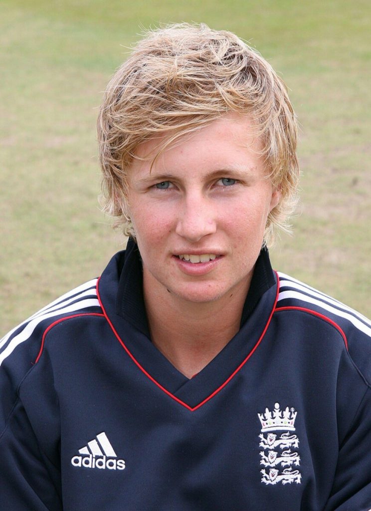 Never Seen Before Throwback Pictures of Famous Cricketers  