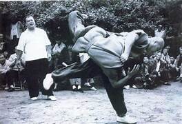 Get To Know Six Types of Wrestling in the World  