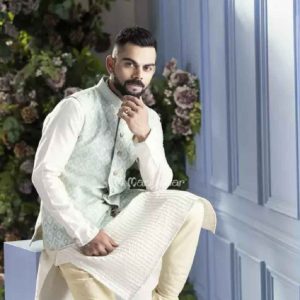 Cricketer Virat Kohli 10 best Diwali fashion looks!  