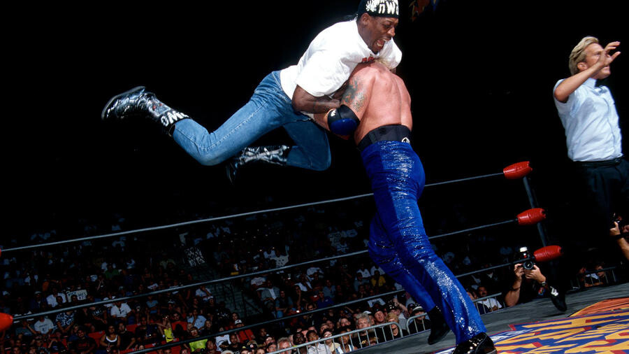 10 Strange Facts About NBA Star Dennis Rodman  