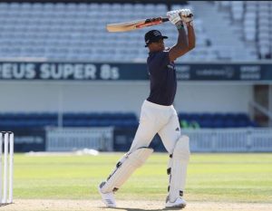 5 famous other sports players who love cricket!  