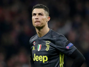 Cristiano Ronaldo को Juventus क्यों देगा 10 मिलियन डॉलर? यहां समझिए Cristiano Ronaldo को Juventus क्यों देगा 10 मिलियन डॉलर? यहां समझिए