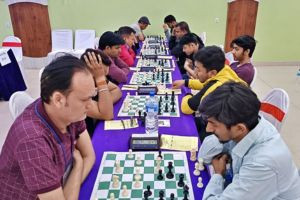 Rating Tournament में चला सुधीर का सिक्का, मिले 2 लाख रुपये  