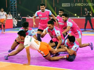 PKL 10 Season Review: ऐतिहासिक अभियान के बाद बेस्ट रेडर और डिफेंडर पर एक नजर  