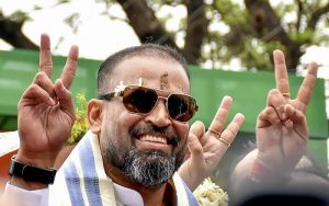 राजनीति की पिच पर Cricketer Yusuf Pathan की एंट्री, इस पार्टी से ठोकेंगे ताल  