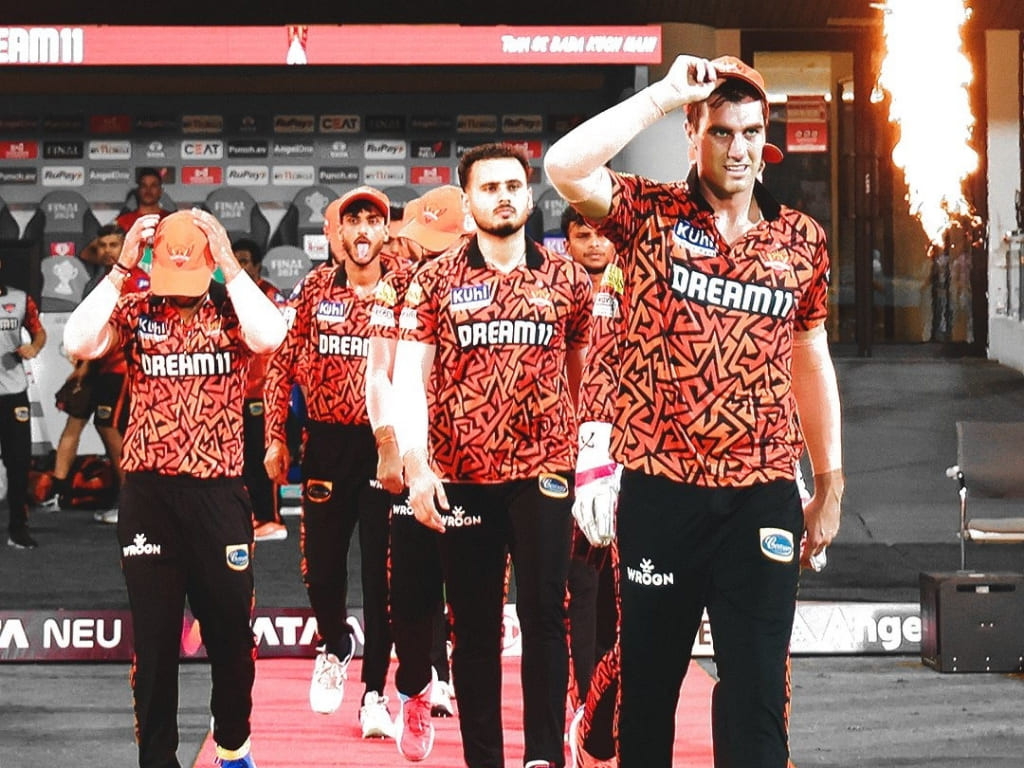 शाहरुख की खुशी, काव्या के आसूं, इन 10 तस्वीर में देखिए IPL Final में KKR की जीत  