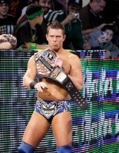 10 Longest United States Championship Reigns in WWE History 10 Longest United States Championship Reigns in WWE History