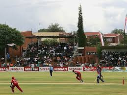 क्रिकेट के वो स्टेडियम जहां मैदान पर है पेड़, बदल जाते है कुछ नियम  