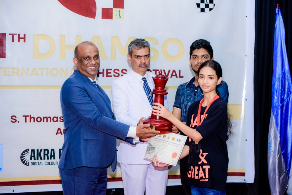 Dhamso Chess Festival की सर्वश्रेष्ठ खिलाड़ी चुनी गईं हिमाल गुसाईं  