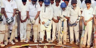 Pune boy dies during match: प्राईवेट पार्ट पर गेंद लगने से मौत, देखें वीडियो  