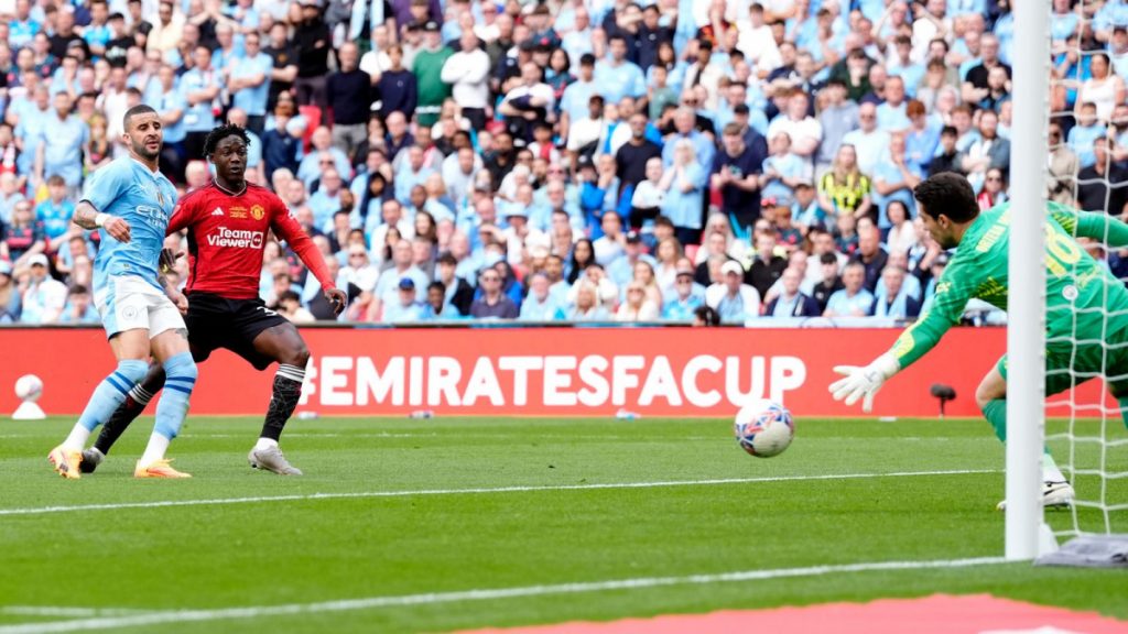 Manchester United के सिर चढ़ा FA Cup का ताज, Ten Hag की चर्चा क्यों  