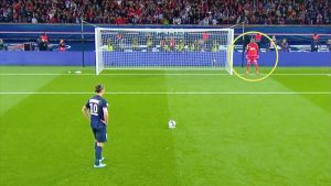 जानें फुटबॉल में क्या होता है पेनल्टी शूटआउट, जो टीम को दिलाता है जीत  