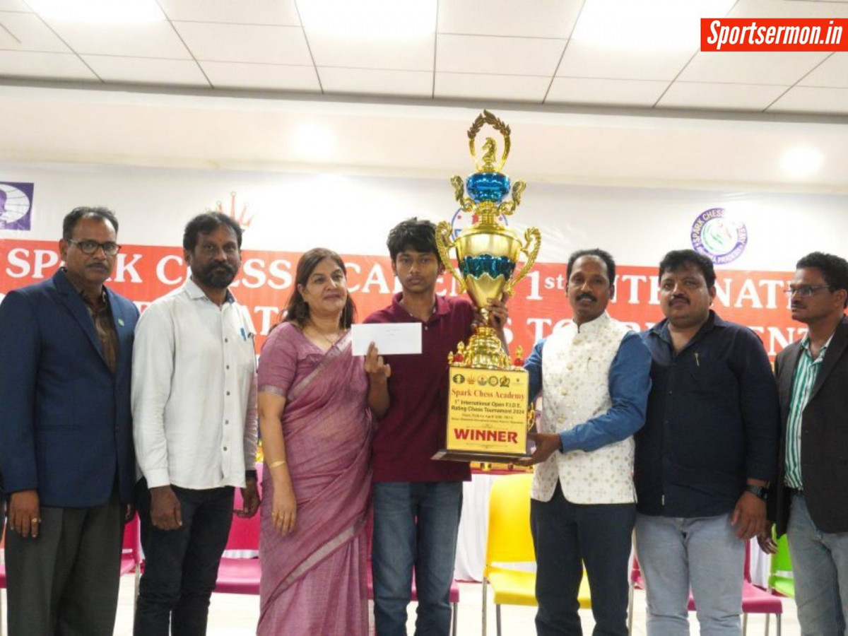 स्पार्क टूर्नामेंट में इमरान की चालों ने जीत लिया टूर्नामेंट  