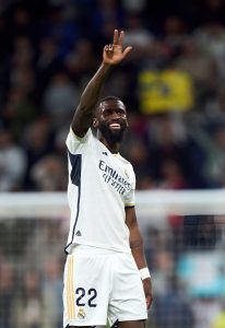 Unveiling the speed kings: Who is the fastest Football Player in 2024 ?  