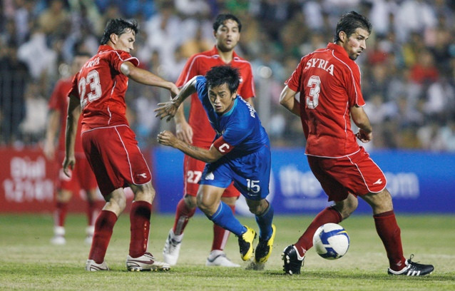 फुटबॉल को शुद्ध हिंदी में क्या कहा जाता है? सॉकर का हिंदी और संस्कृत नाम जानिए  