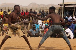 जानें क्यूं है नाइजीरिया में जन्मा दाम्बे एक खतरनाक कॉम्बैट खेल  