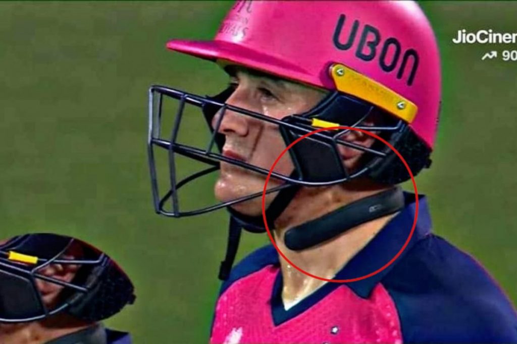 Cricket में Q-Collar Device क्या है? जिसे गर्दन में पहनकर मैदान में उतरे कैडमोर  