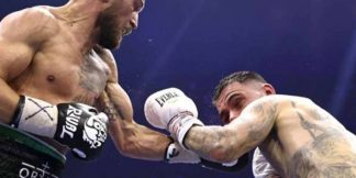 Lomochenko defeats Kambosos, responds to Davis' callout  