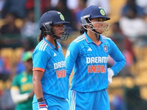 Mandhana Makes History with Back-to-Back Tons, Equals Mithali Raj's Record  