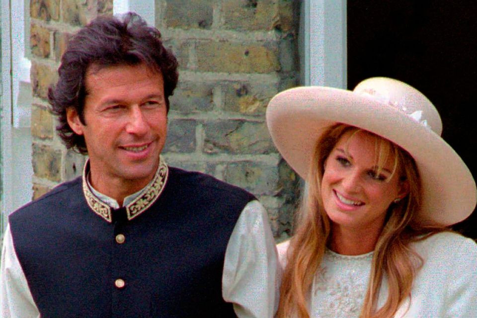 बिना शादी बाप बन गए थे ये क्रिकेटर, पत्नियों की फोटो देख आप भी कहेंगे वाह!  