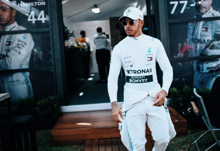 Lewis Hamilton के जबर फैन है, तो जानिए उनसे जुड़े 10 Interesting Facts  