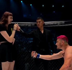 MMA fighter Bukovaz gets humiliated after girlfriend rejects marriage proposal MMA fighter Bukovaz gets humiliated after girlfriend rejects marriage proposal
