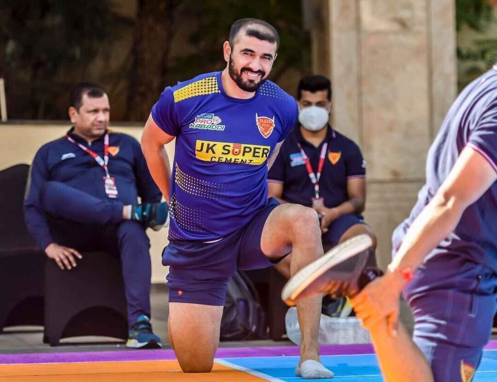 Ajay Thakur प्रो कबड्डी में कैसे बन गए फ्लाइंग ठाकुर? जानिए Net Worth और Salary  