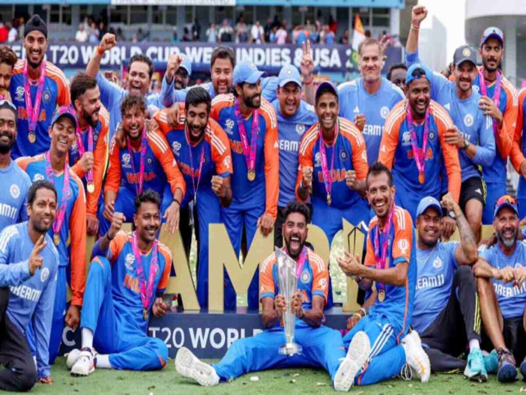 Indian Team में कैसे बांटी जाएगी 125 करोड़ की Prize Money? कितना कटेगा टैक्स?  