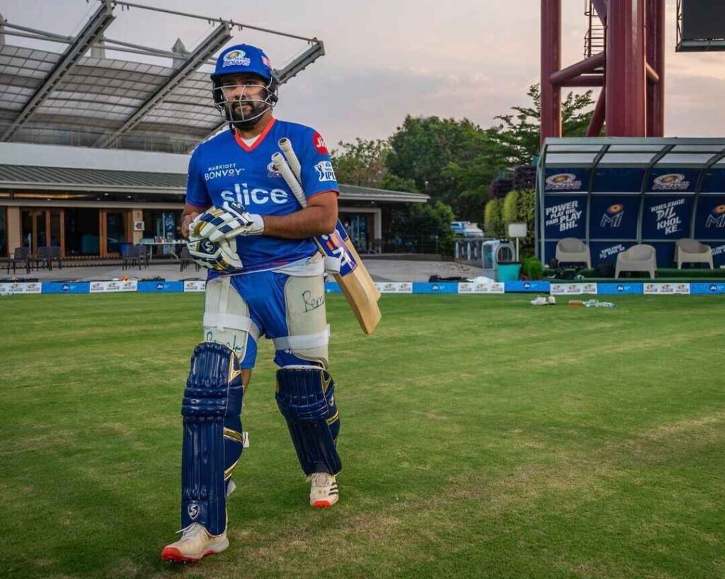 रोज के इतने लाख कमाते है Rohit Sharma, यहां जानिए Earning Sources और Net Worth  