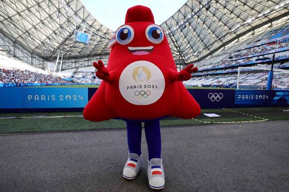 Olympics 2024 में मेडलिस्ट को मिलता है Mysterious Box, उसमें क्या होता है खास? Olympics 2024 में मेडलिस्ट को मिलता है Mysterious Box, उसमें क्या होता है खास?