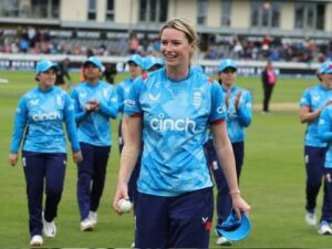 England Seal Series Sweep Over New Zealand with Thrilling Chase  